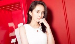 moco杨幂最新爆料,Moco世界揭开神秘面纱